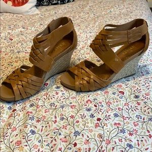 Clarks cognac leather wedge espadrille sandals